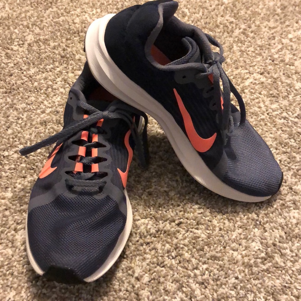 Nike Downshifter 8 running shoes